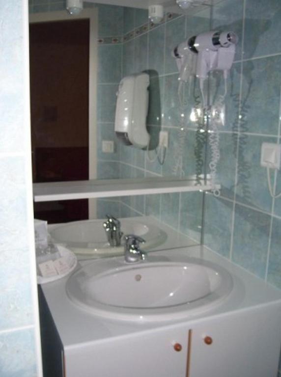 Hotel De L'Agriculture Десіз Номер фото